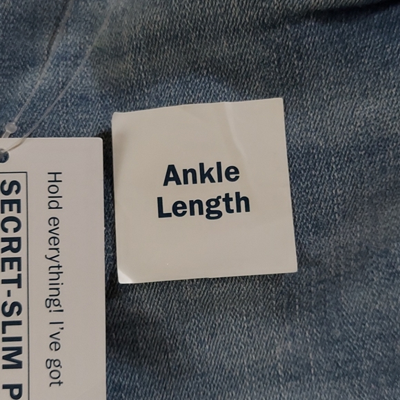 Old Navy Jeans - Picture 4 of 4
